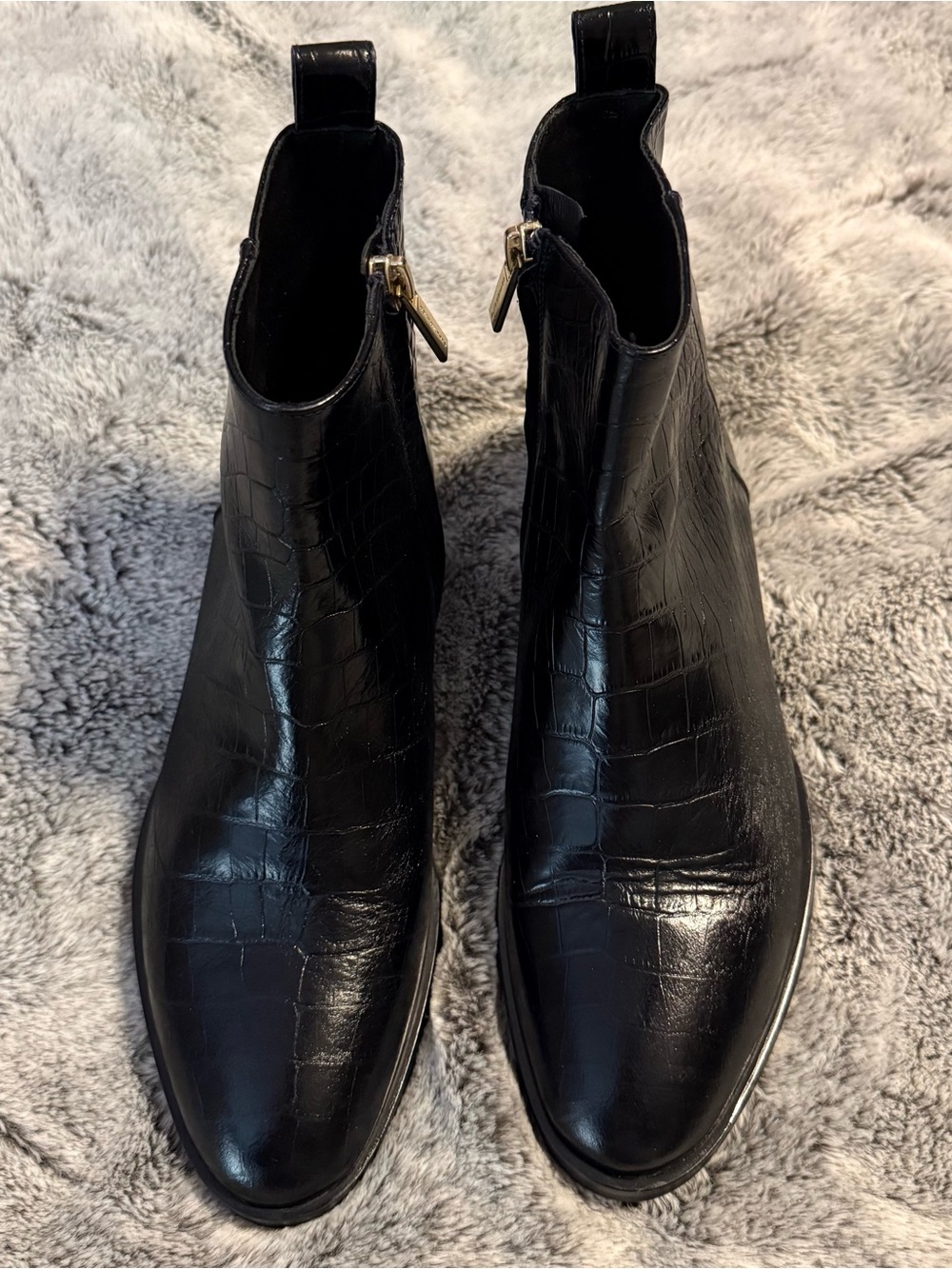 NWOB Club Monaco Black Croc-Embossed Leather Ankle Booties